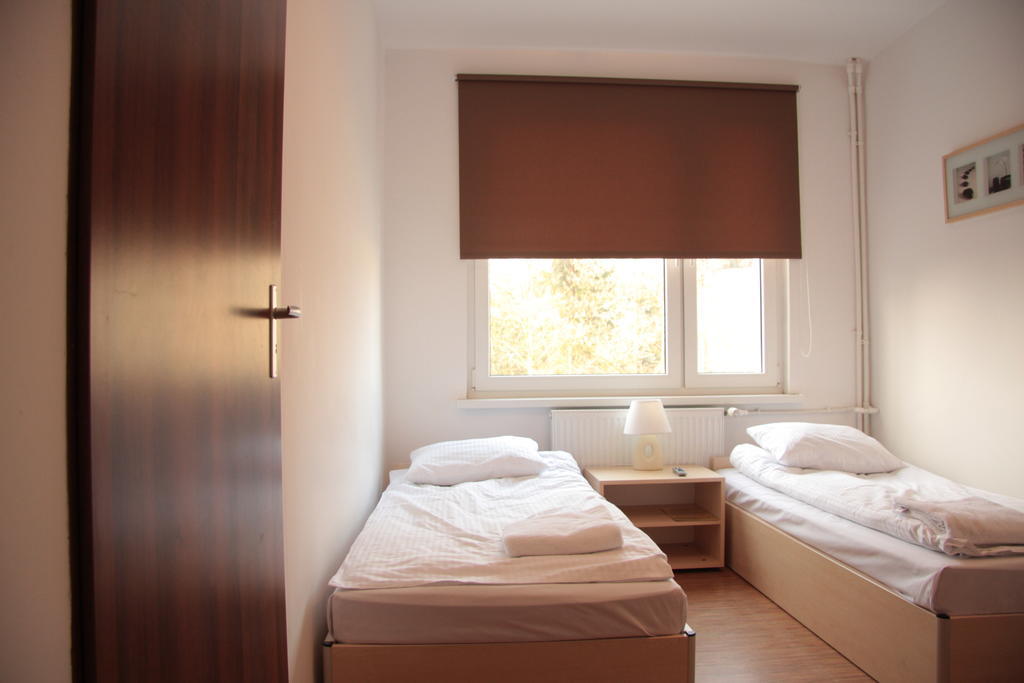 Hostel24 Bed&Breakfast Bydgoszcz Habitación foto
